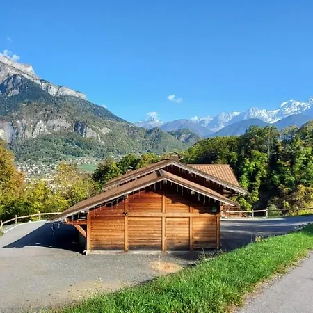 Holiday home Superbe Demi Luxueux 120m² 8 Personnes A Sallanches.